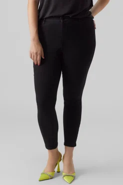 Vero Moda Curve Jeans|Calças-Jeans Slim tamanho grande Preto