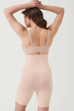 Spanx Roupa Interior-Lange Shorts mit hohem Bund Nude. cru