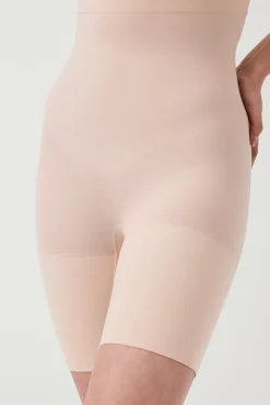 Spanx Roupa Interior-Lange Shorts mit hohem Bund Nude. cru