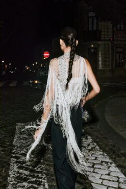 Hoss Intropia Camisolas-Malia. Xale bordado com miçangas Cinzento