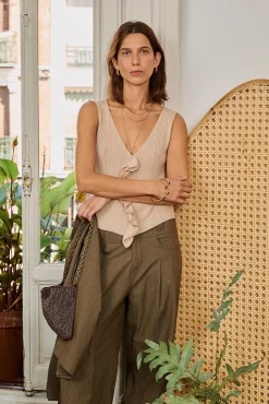 Hoss Intropia T-Shirts-Nahia. Top com folho Beige