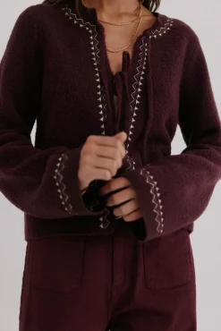 Hoss Intropia Sobretudos-Nala. Casaco bordado Granada