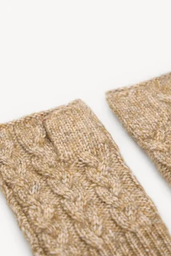 Hoss Intropia Sobretudos-Núbia. Luvas de malha Beige