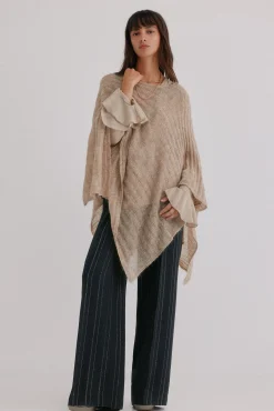 Hoss Intropia Sobretudos-Näelle. Capa de malha Beige