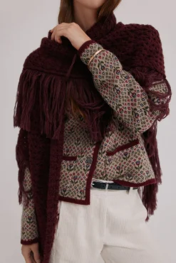 Hoss Intropia Sobretudos-Neves. Xale com franjas vazadas Granada