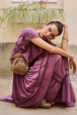 Hoss Intropia Malas-Nina. Bolsa de veludo e miçangas Dourado