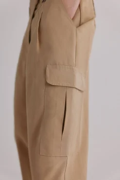 Hoss Intropia Calças-Piera. Calças cargo Ecru