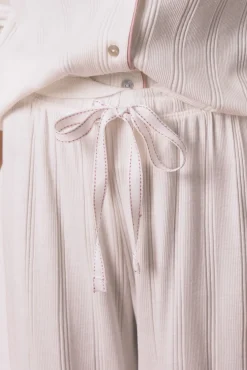 Women'secret Pijamas-Pijama camiseiro riscas branca bege