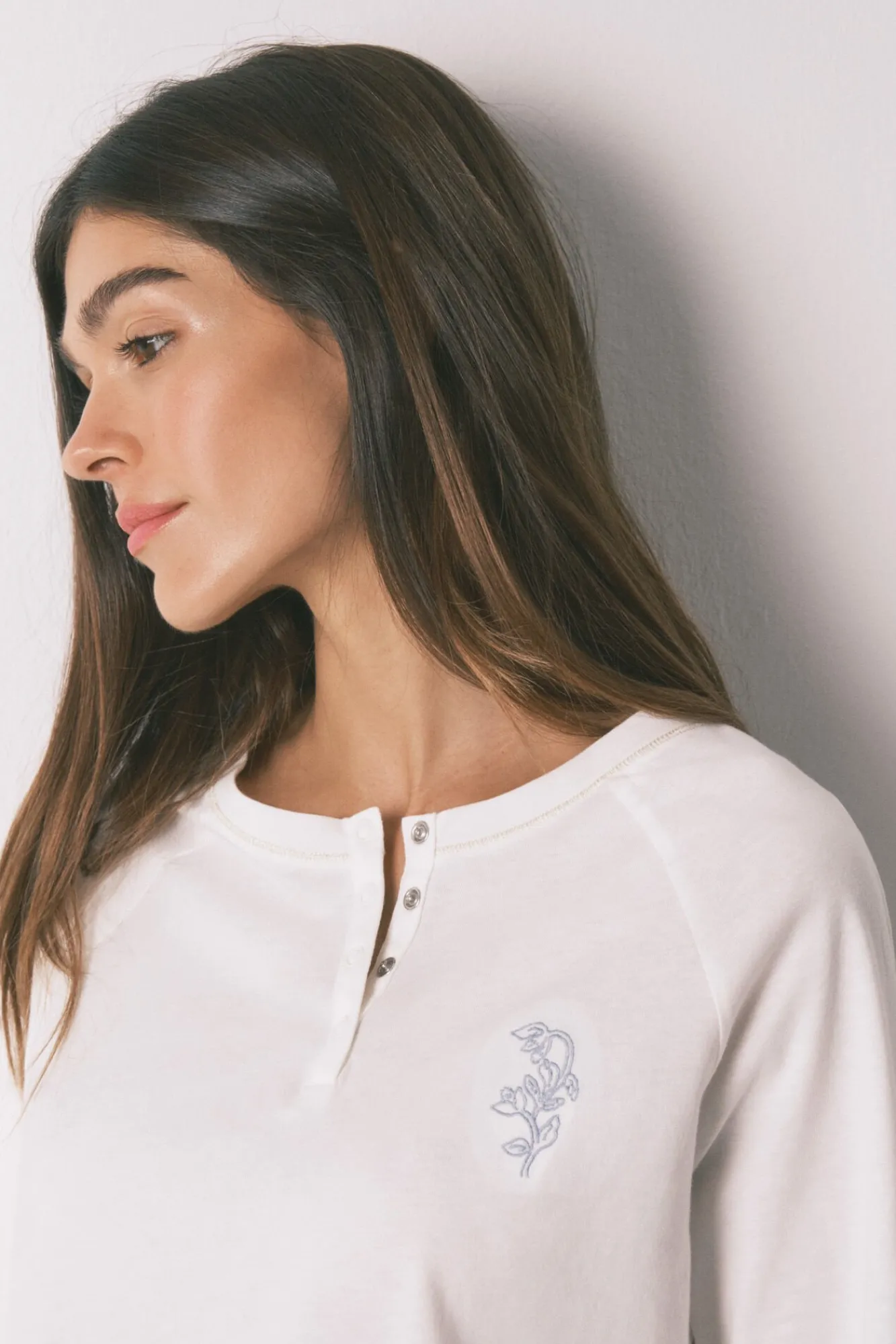 Women'secret Pijamas-Pijama comprido com calças e estampado floral bege