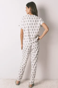 Women'secret Pijamas-Pijama comprido super macio com mangas curtas e flores branco