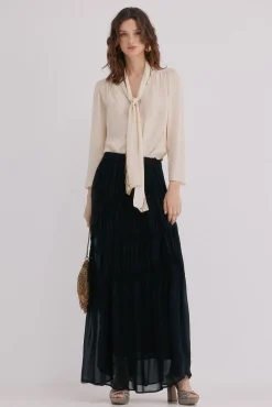 Hoss Intropia Saias-Romelia. Saia bordada Preto