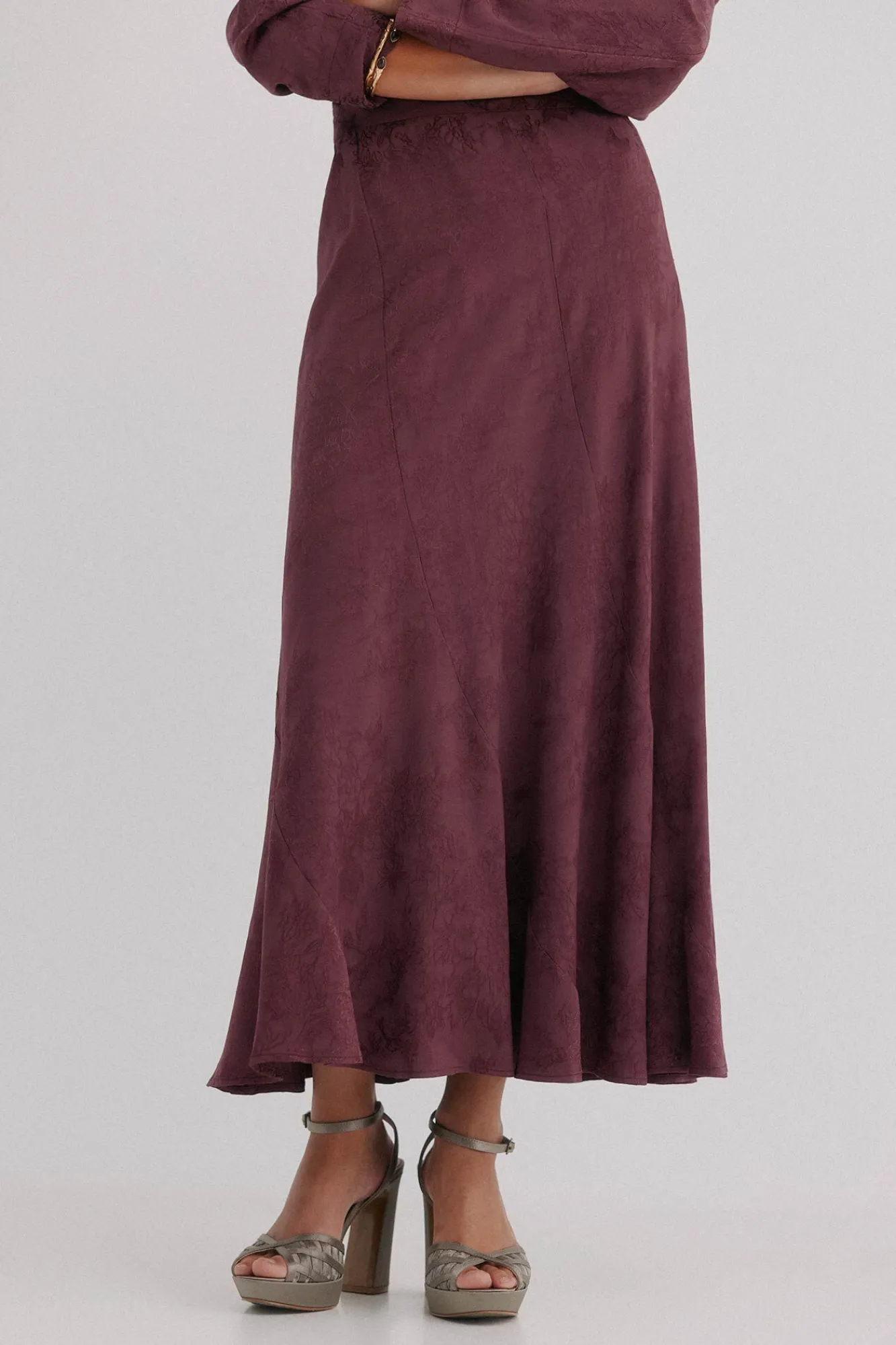 Hoss Intropia Saias-Romina. Saia jacquard Granada