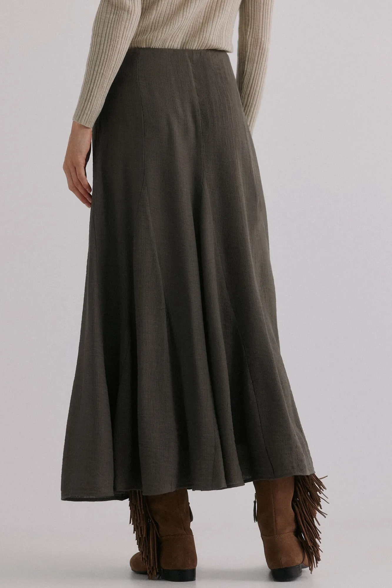 Hoss Intropia Saias-Rosário. Saia midi Verde