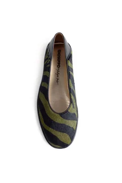 Gioseppo Sabrinas|Calçado De Couro-Sabrinas de couro por Melyssa Pinto Impress&atilde;o