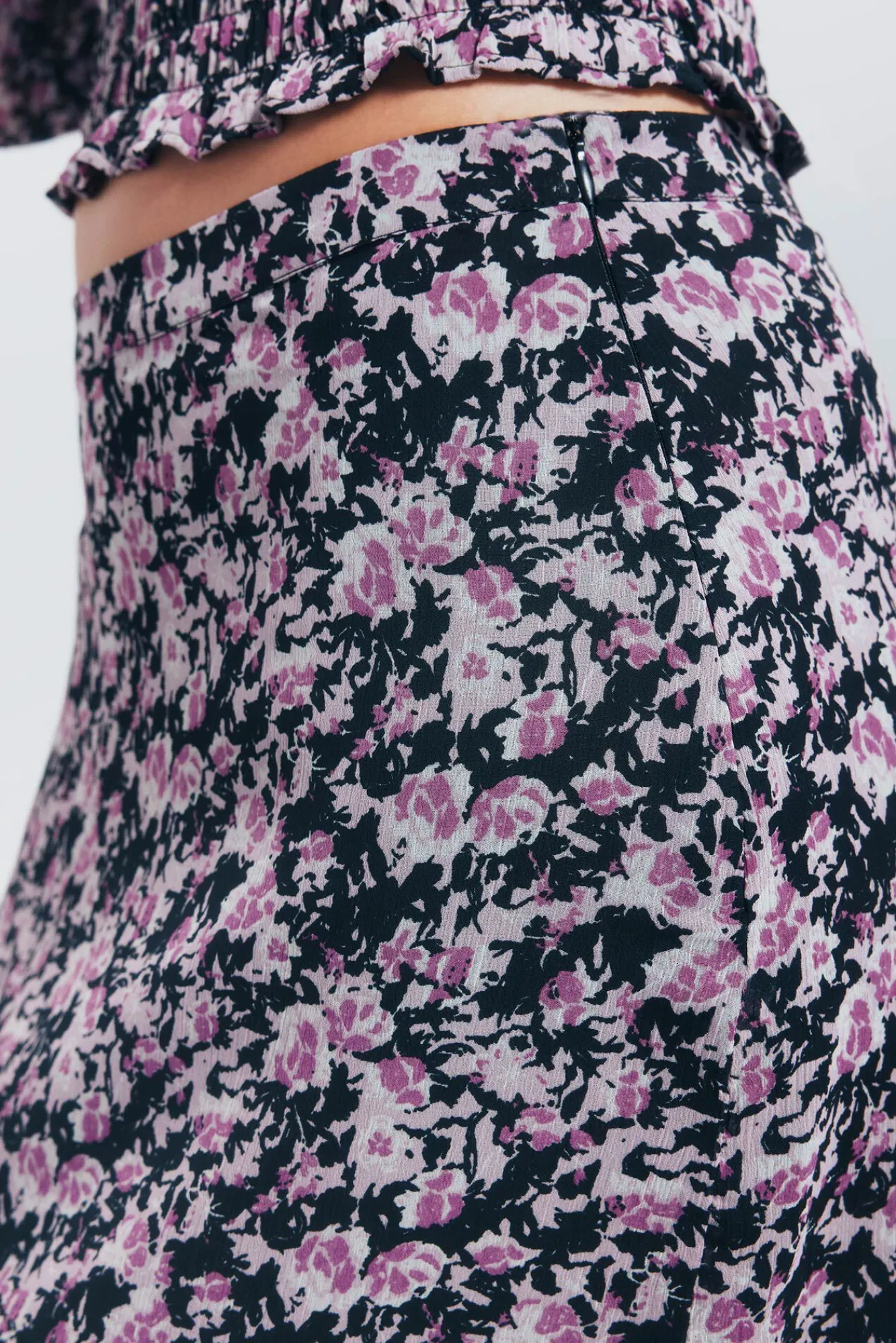 Springfield Saias-Saia longa assimétrica preto