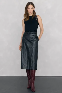 Pedro del Hierro Saias-Saia reta com relevo tipo pele Preto