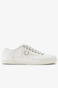 Fred Perry Sneakers-Sapatilhas Hughes-low lona Ecru