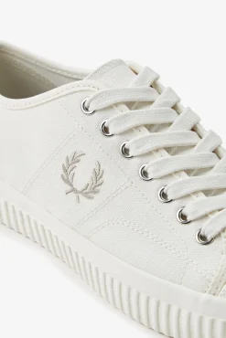 Fred Perry Sneakers-Sapatilhas Hughes-low lona Ecru