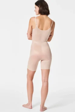 Spanx Roupa Interior-Shaping-Body in mittlerer Beinlänge Nude cru