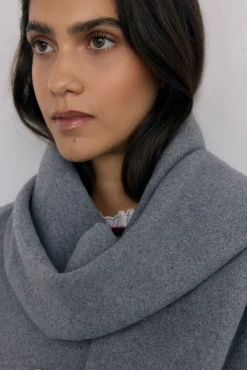 Pedro del Hierro Casacos-Sobretudo com cachecol Cizento