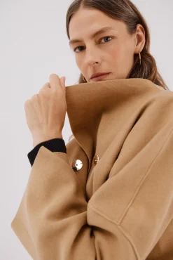 Cortefiel Casacos-Sobretudo com tecido leve Tostado