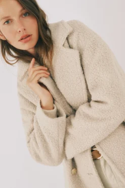 Cortefiel Casacos-Sobretudo curto de tecido macia Ecru