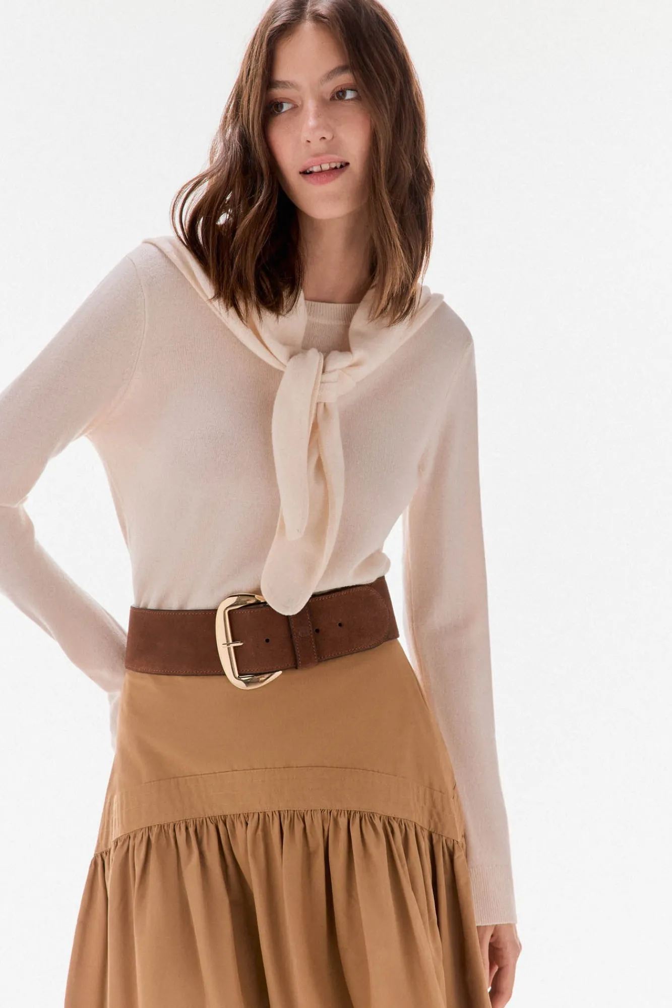 TFP by Tamara Falcó Camisolas-Suéter 100% lã com lenço Ecru