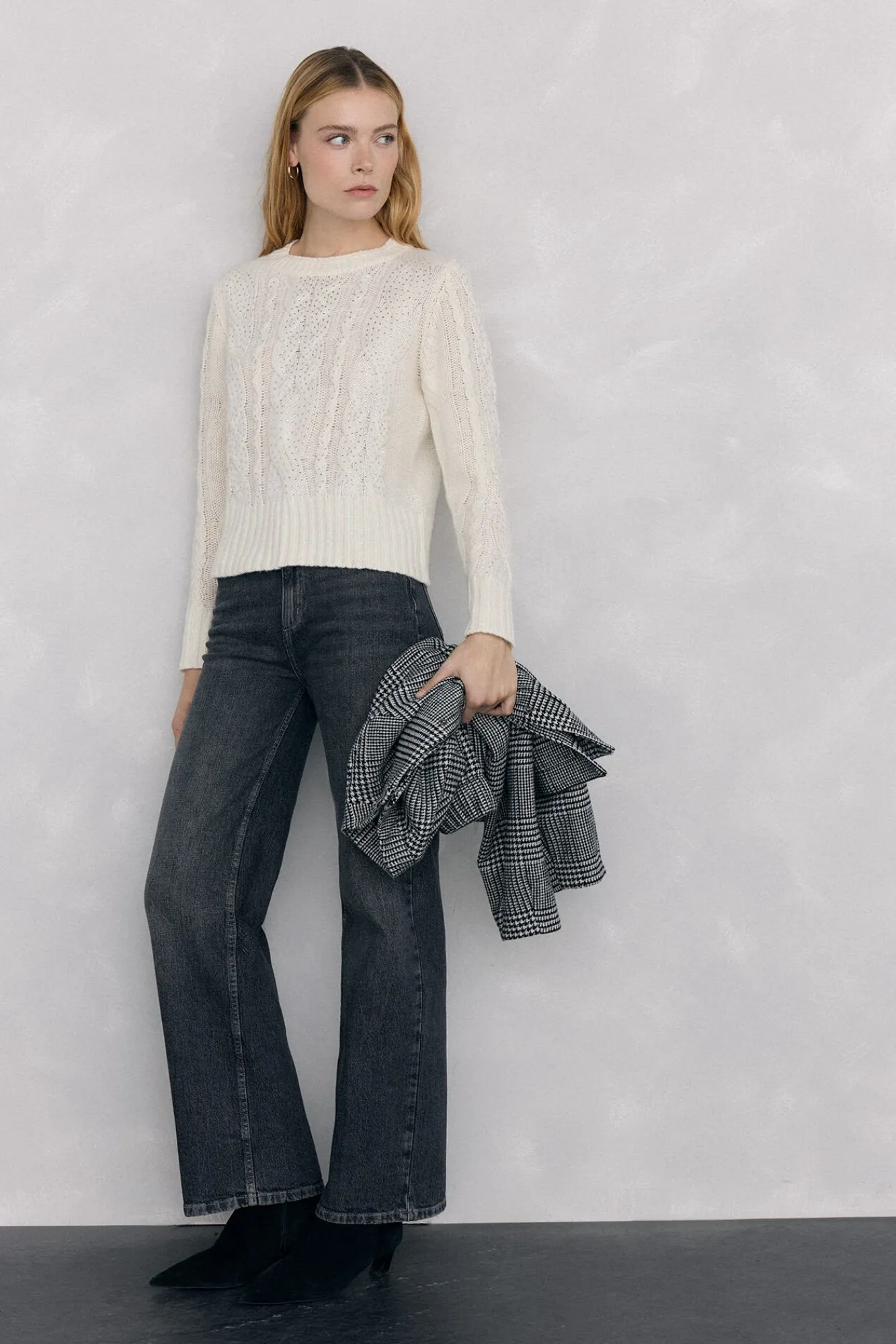 Pedro del Hierro Camisolas-Suéter de malha trançada com oitos brilhantes Ecru