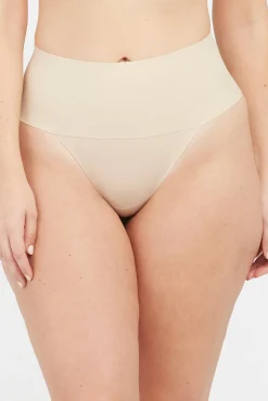 Spanx Roupa Interior-Tanga moldeador invisible nude cru