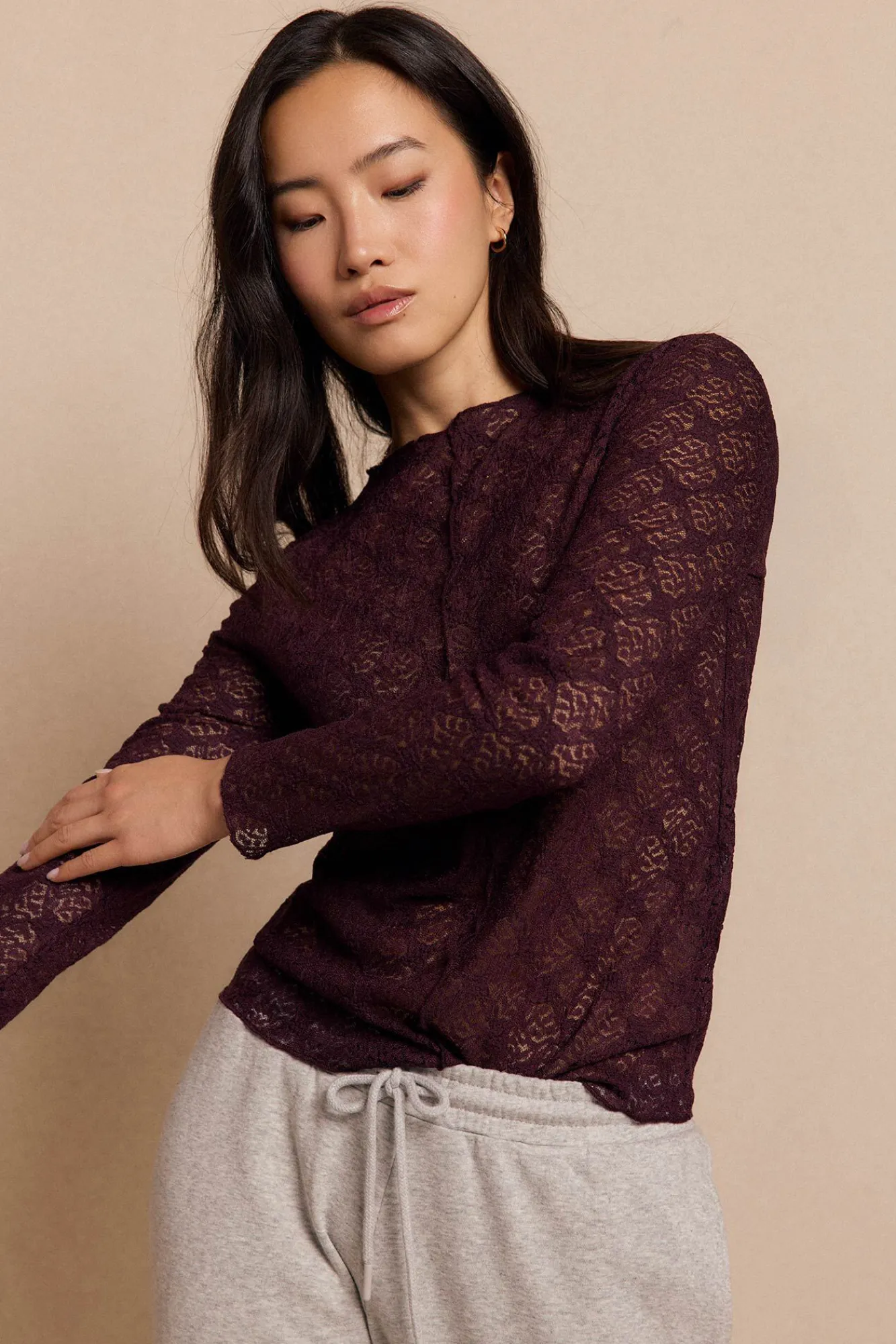 Slowlove T-Shirts-Top de renda assimétrico Granada