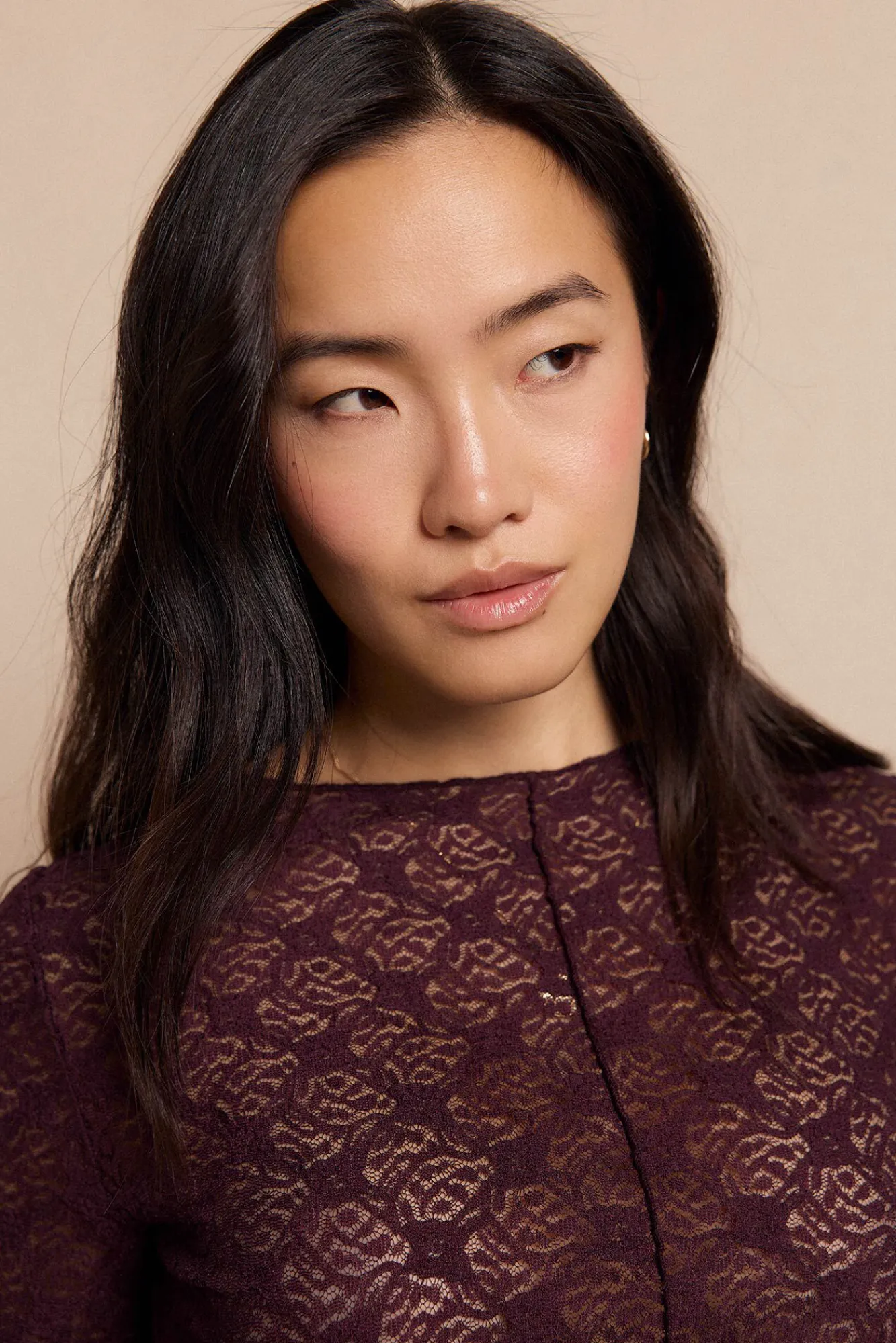 Slowlove T-Shirts-Top de renda assimétrico Granada