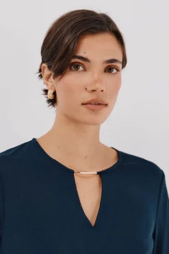 Cortefiel T-Shirts-Top peça dourada com decote Azul