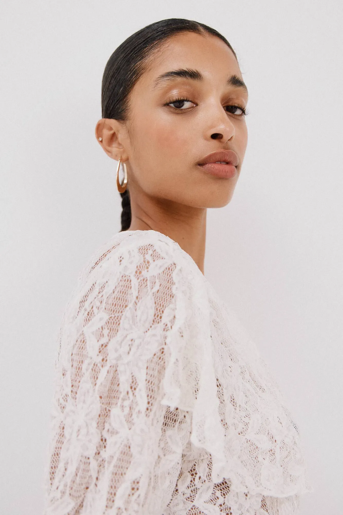 Cortefiel T-Shirts-Top renda folho Branco