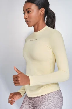 Dash and Stars T-Shirts-T-shirt amarela de manga comprida impress&atilde;o