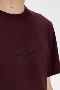 Fred Perry T-Shirts-T-shirt bordada Granada