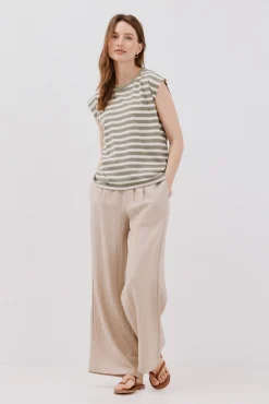 Cortefiel T-Shirts-T-shirt decote em bico Verde