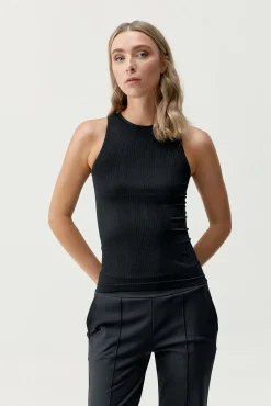 Born Living Yoga Blusas-T-shirt desportiva Uma Black preto