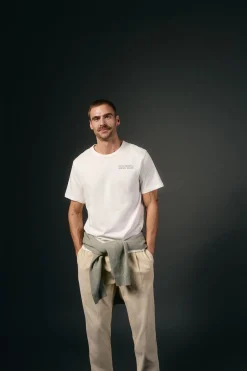 OOTO T-Shirts-T-shirt gráfica Ecru