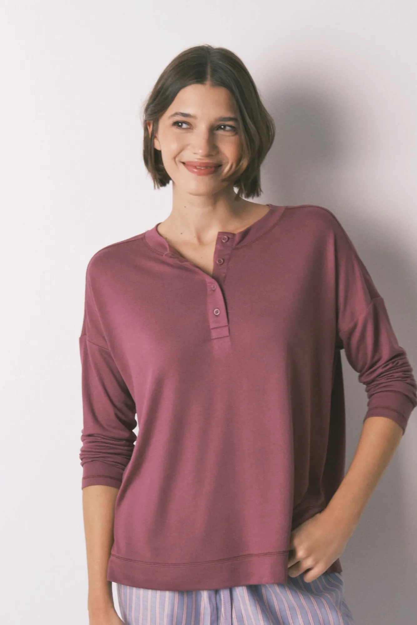 Women'secret T-Shirts-T-shirt larga de manga manga cor vinho vermelho