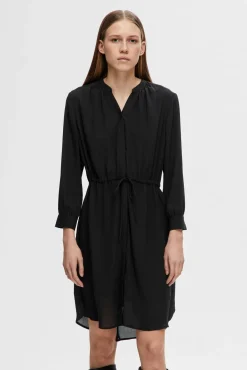 Selected Vestidos-Vestido camisero de manga larga confeccionado con materiales reciclados. Preto