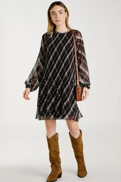 Vila Vestidos-Vestido curto de chiffon plissado Preto