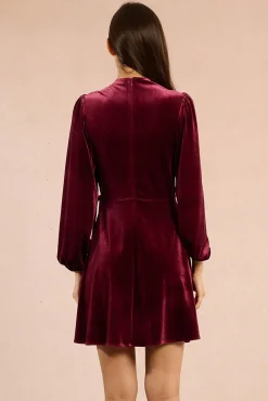 Molly Bracken Vestidos-Vestido curto de manga de manga comprida Granada