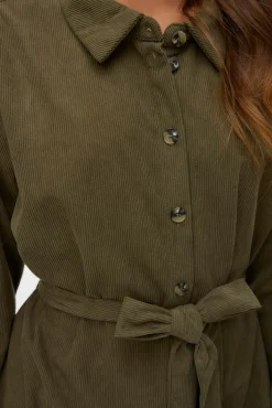 Vero Moda Curve Vestidos-Vestido curto de veludo cotelê plus size Verde