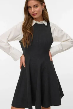 Vero Moda Vestidos-Vestido curto evasê Cinzento