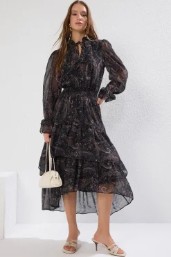 Trendyol Vestidos-Vestido gola halter estampado