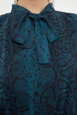 Trendyol Vestidos-Vestido midi com laço verde