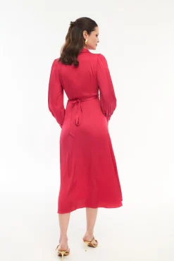 Vila Vestidos-Vestido midi envolvente em cetim Vermelho